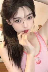 扫地小姐姐